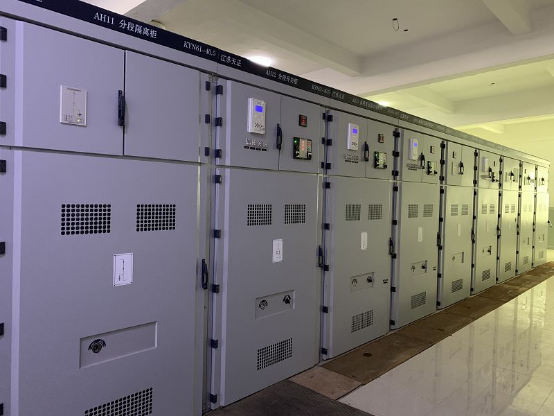 高低壓成套開關(guān)設(shè)備