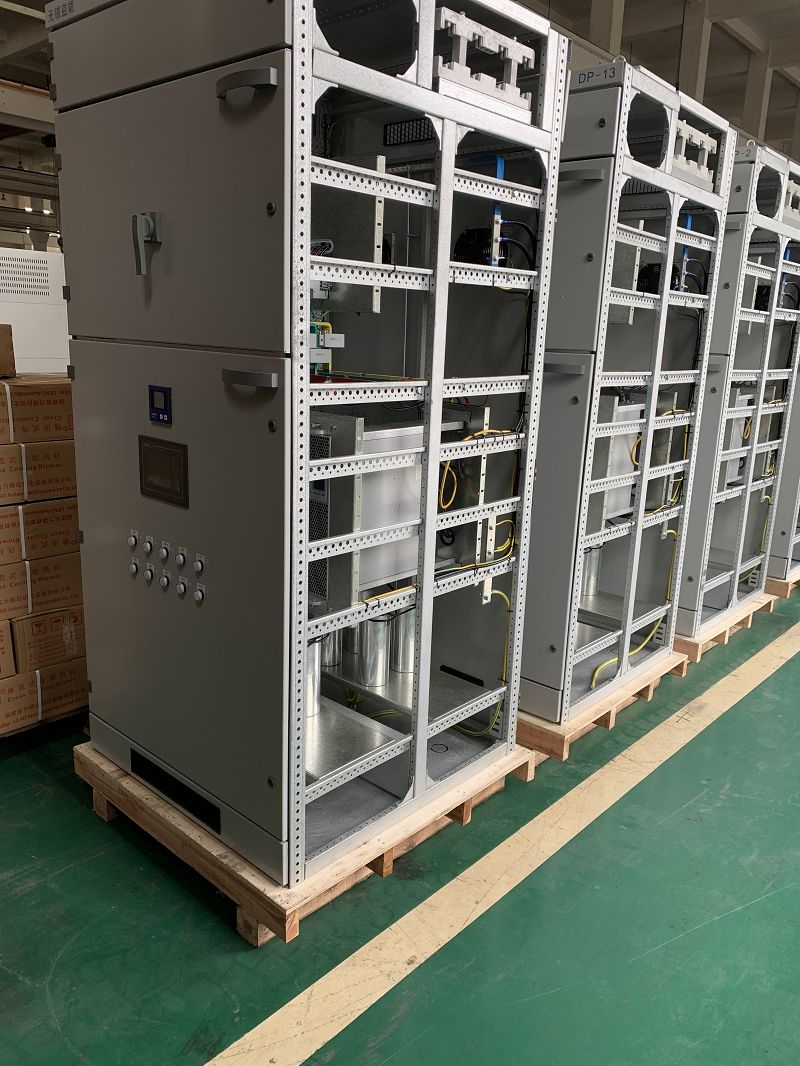 高低壓成套開(kāi)關(guān)設(shè)備